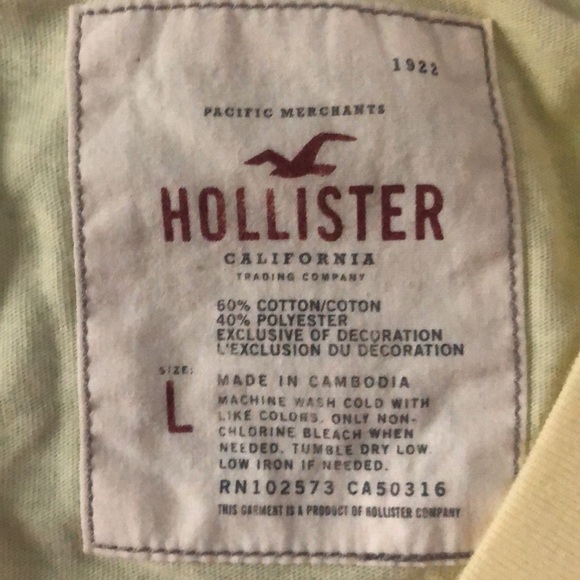 Hollister tshirt - Picture 2 of 2